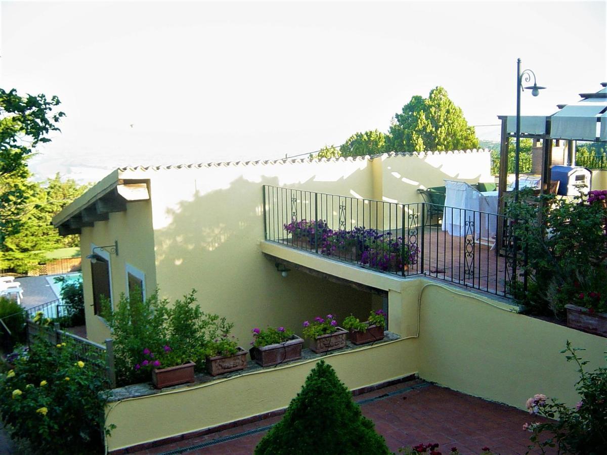 Country House Trevi Umbria Borghetto Vetuliae Santa Maria in Valle Luaran gambar